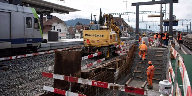 Sicht auf die Baustelle beim SBB Bahnhof, am Donnerstag, 6. Dezember 2018 in Konolfing