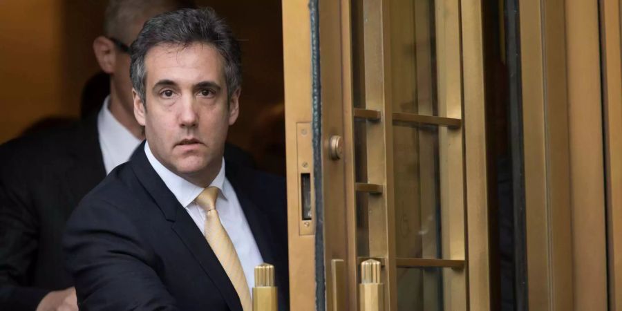 Michael Cohen verlässt das Bundesgericht in New York.