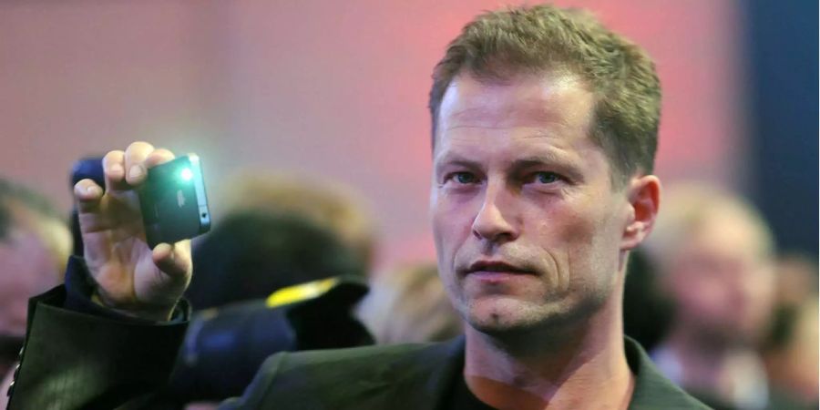 Til Schweiger hofft, dass sein früherer Freund sein Leben wieder in den Griff bekommt.