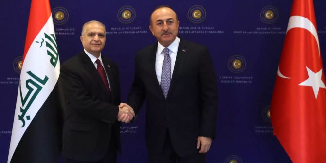 Mohamed Ali Alhakim und Mevlut Cavusoglu.