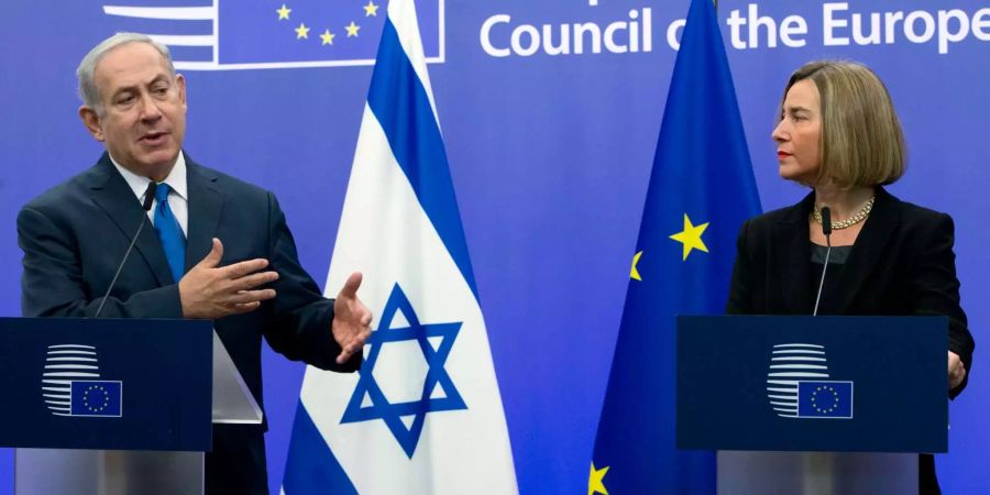 Israels Ministerpräsident Benjamin Netanjahu und die EU-Aussenbeauftragte Federica Mogherini gaben am Montag eine Pressekonferenz nach dem Treffen mit den EU-Aussenministern.