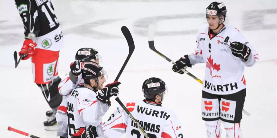 Team Canada startet mit einem Sieg in den Spengler Cup 2017.