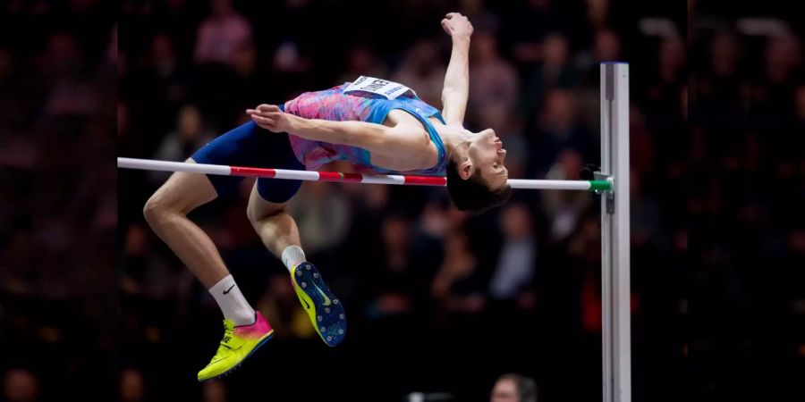 Danil Lyssenko aus Russland beim Hochsprung.