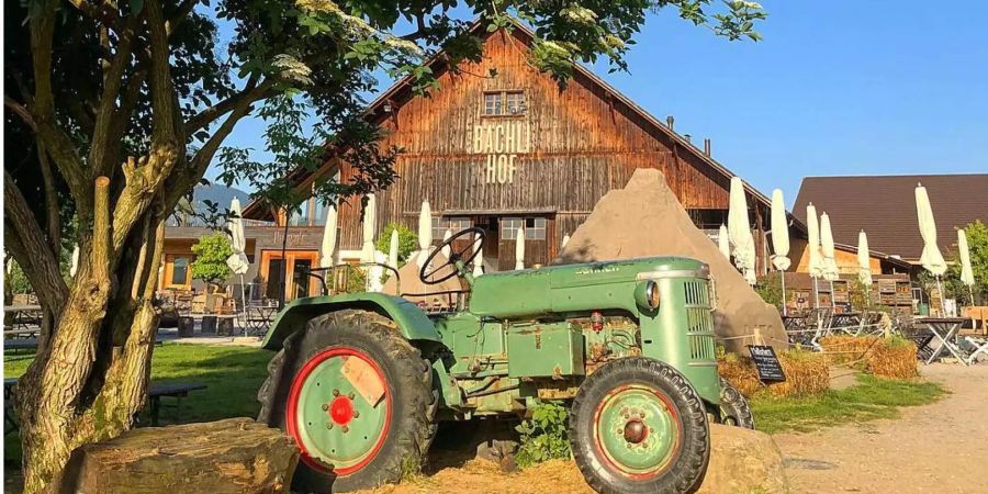 Der Bächli-Hof auf der Jucker Farm im Kanton Zürich.