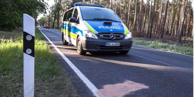 Die Polizei nimmt immer mehr ältere Menschen wegen Strassenverkehrs-Delikten fest. Die Polizei nimmt immer mehr ältere Menschen wegen Strassenverkehrs-Delikten fest.