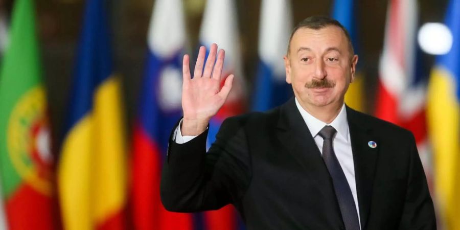 Der bisherige Staatschef Ilham Aliyev kandidiert für eine vierte Amtszeit.