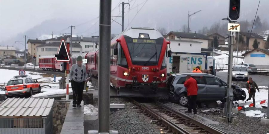 Der Zug konnte nach kurzer Zeit weiterfahren.