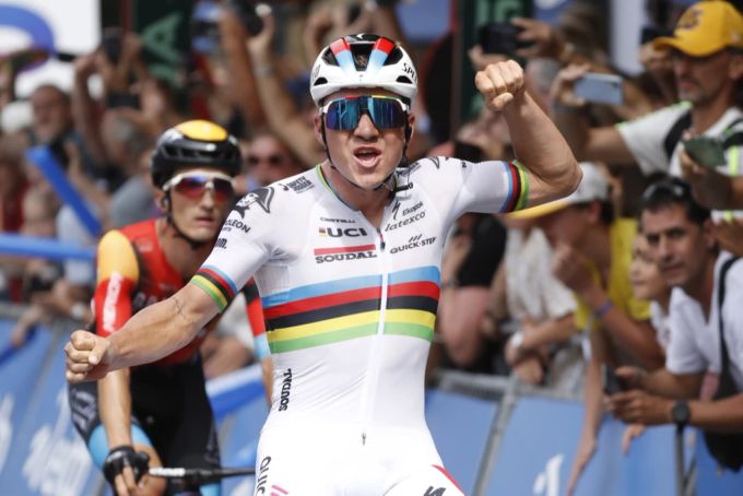 Remco Evenepoel holt sich die dritte Etappe der Vuelta a España. Vuelta a España