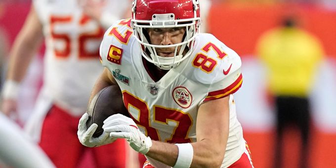 Kansas City Chiefs Tight End Travis Kelce hat sich verletzt. NFL Travis Kelce