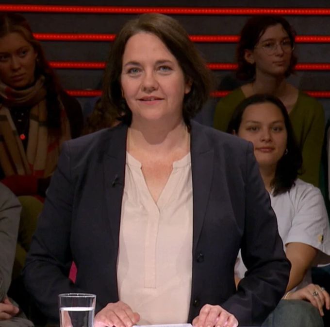Yvonne Ribi, Geschäftsführerin Berufsverband der Pflegefachfrauen und Pflegefachmänner. Arena