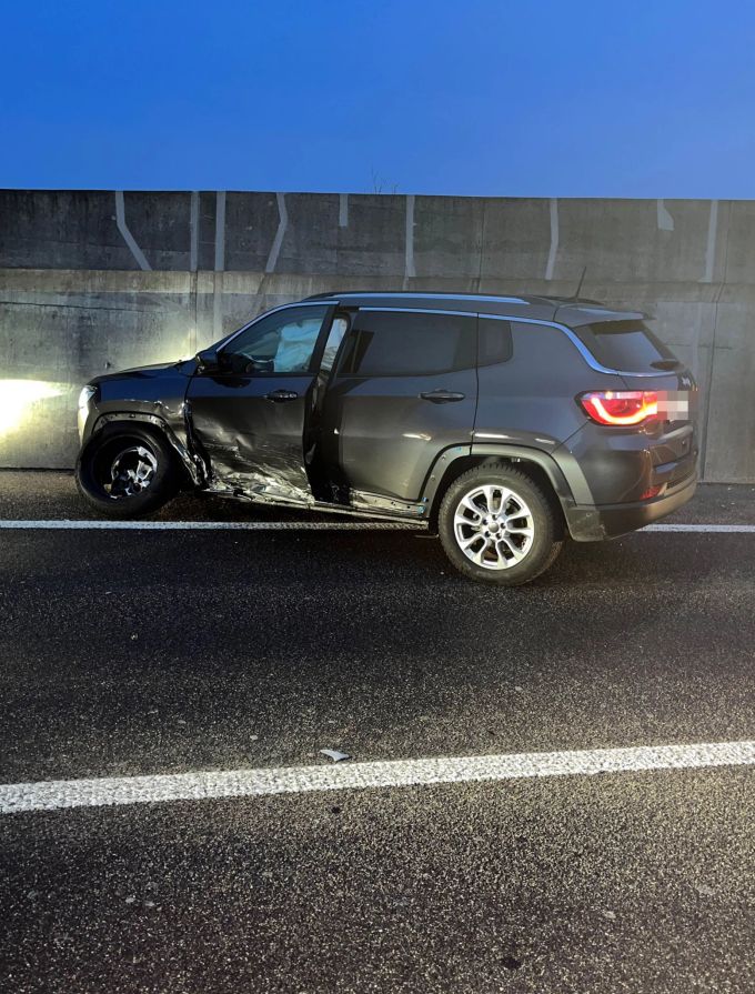 An den Fahrzeugen entstand ein Sachschaden. An den Fahrzeugen entstand ein Sachschaden.