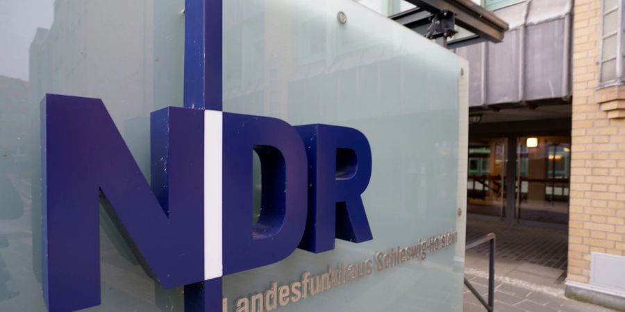 Der Eingang zum Landesfunkhaus Schleswig-Holstein des Norddeutschen Rundfunks (NDR) in Kiel.
