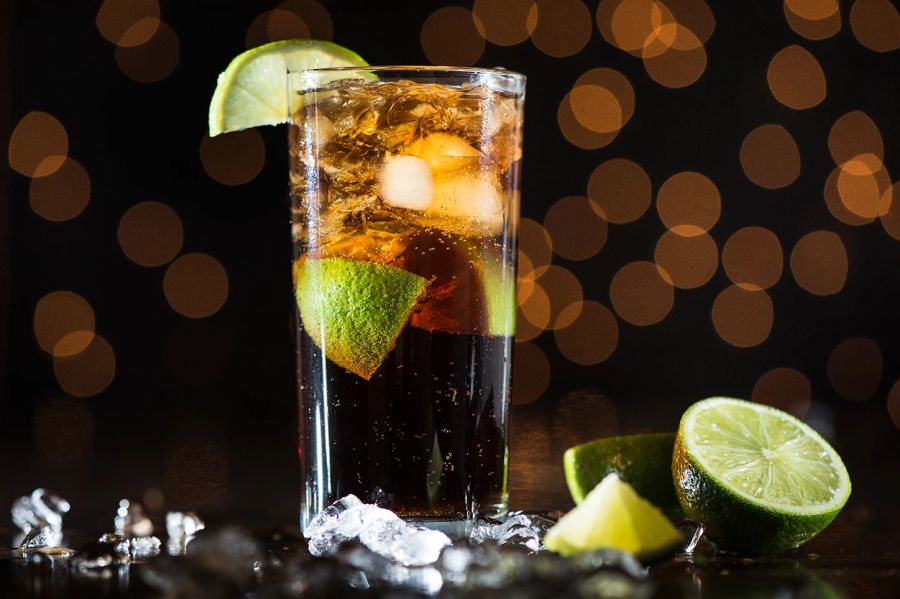 Rum Cocktail Cuba Libre Limette