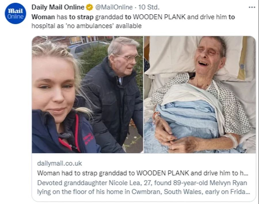 Eine Britin muss ihren verletzten Grossvater auf einem Holzbrett ins Spital bringen.