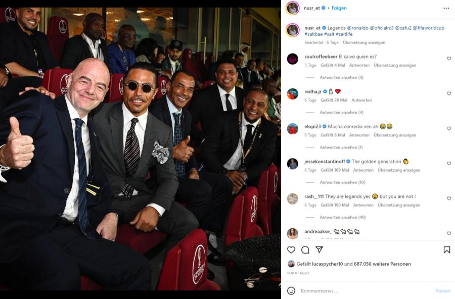 Nusret Gökce zusammen mit Fifa-Präsident Gianni Infantino und den Brasilien-Legenden Cafu, Roberto Carlos und Ronaldo.