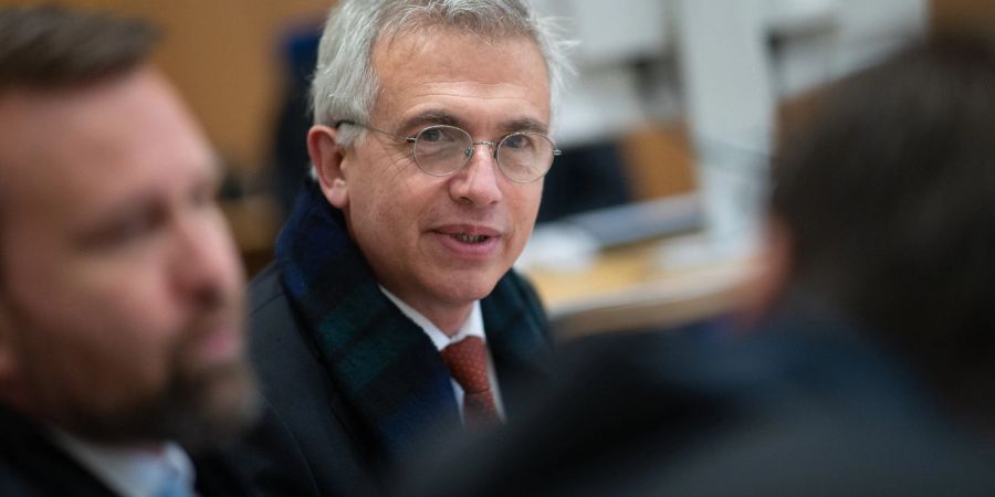 Frankfurts ehemaliger Oberbürgermeister musste sich vor Gericht verantworten.