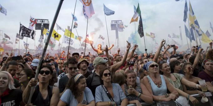 Besucher am Glastonbury Festival 2019. Festival