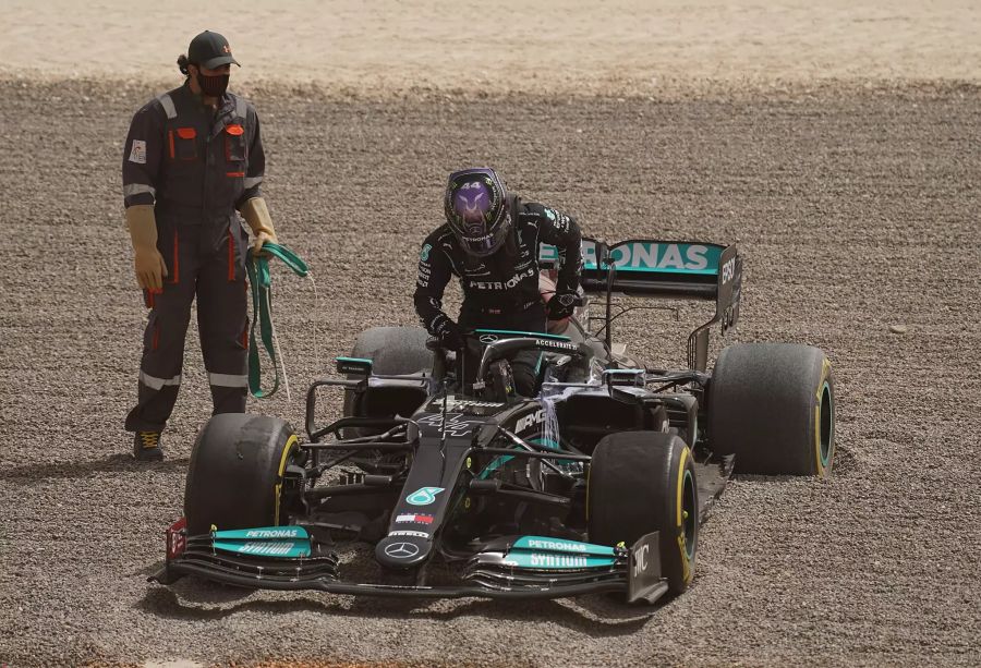 Lewis Hamilton Mercedes Bahrain