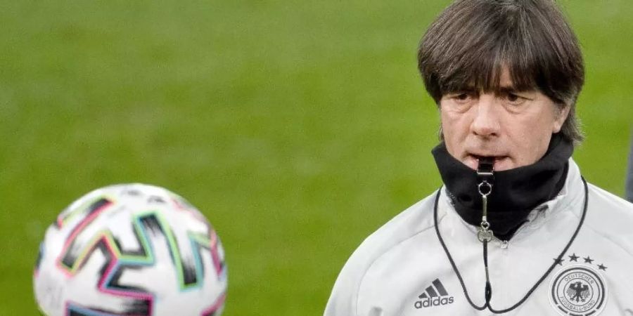 Bundestrainer Joachim Löw wird seinen EM-Kader bekanntgeben. Foto: Federico Gambarini/dpa