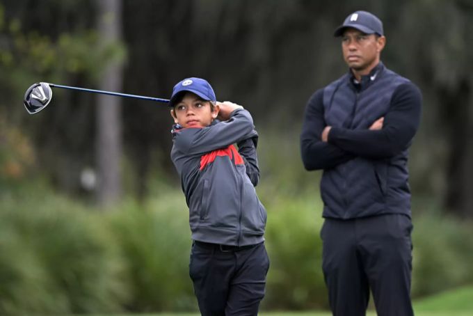 Sohn Charlie Axel ist mit 12 Jahren auf den Spuren von Papa Tiger Woods. Tiger Woods