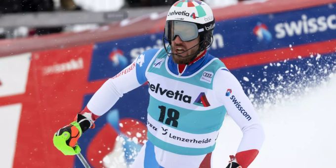 Luca Aerni ist der Schnellste Fahrer im 2. Lauf. Luca Aerni Roman Zenhäusern