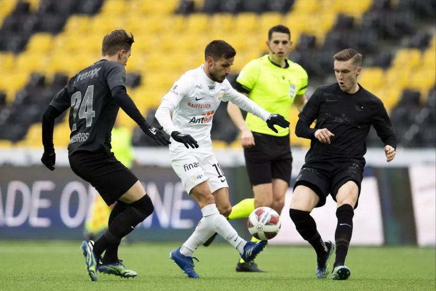 Gegen den FCZ läuft YB in speziellen Trikots auf.