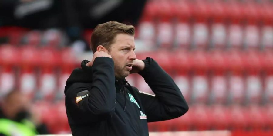 Bleibt Trainer von Werder Bremen: Florian Kohfeldt. Foto: Andreas Gora/dpa-Pool/dpa