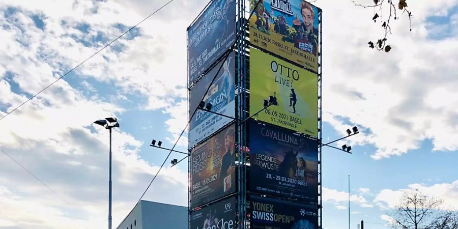 Nach der kurzfristigen Absage eines Rap-Events letzten Samstag sind die Verantwortlichen der St. Jakobshalle zuversichtlich, dass man den Brandschutz künftig für alle Veranstaltungen garantieren kann.