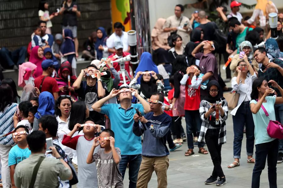 Sonnenfinsternis in Indonesien