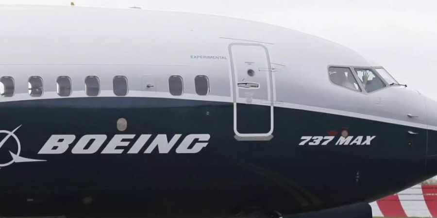 boeing 737 max clowns