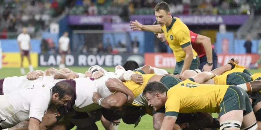 Australiens Rugby-Team (gelbe Trikots) besiegte Georgien klar mit 27:8. Foto: ./kyodo/dpa