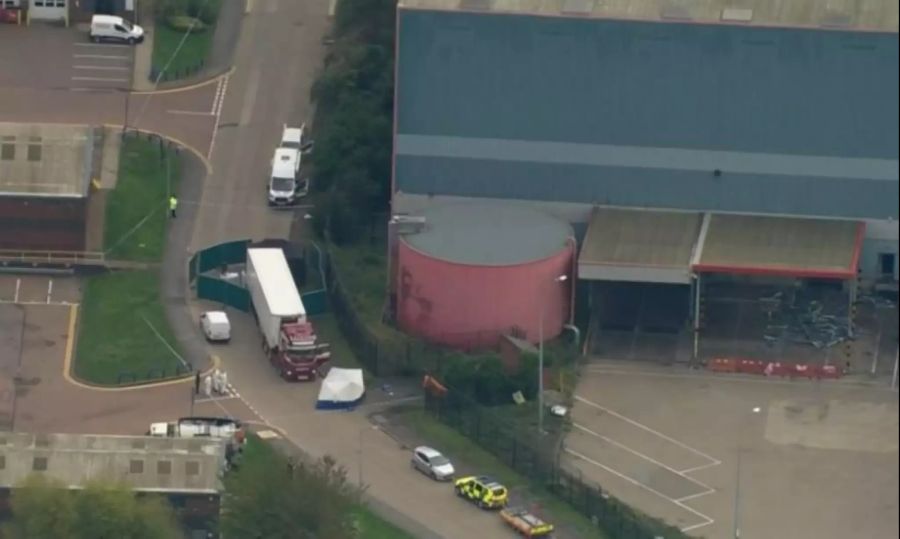 Das Industriegebiet, wo der Container entdeckt wurde, liegt in Grays östlich von London.