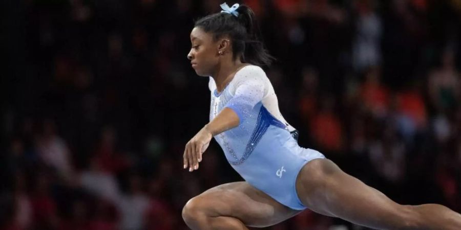 simone biles