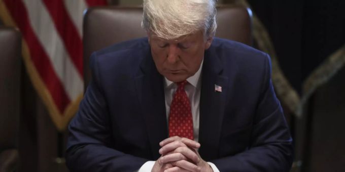 Donald Trump hat sich bei Fed-Chef Jerome Powell über die hohen Zinsen beschwert. jerome powell