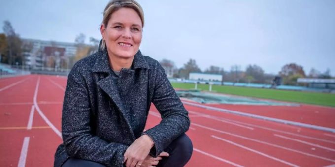 Blickt vor ihrem 50. Geburtstag auf eine bewegte Zeit zurück: Katrin Krabbe. Foto: Jens Büttner/dpa-Zentralbild/dpa Blickt vor ihrem 50. Geburtstag auf eine bewegte Zeit zurück: Katrin Krabbe. Foto: Jens Büttner/dpa-Zentralbild/dpa