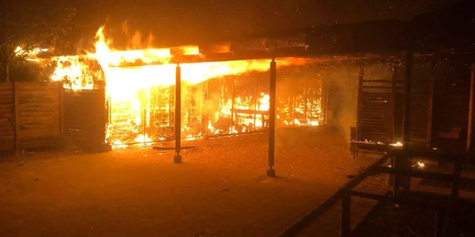 Brand auf Schulareal. Brand auf Schulareal