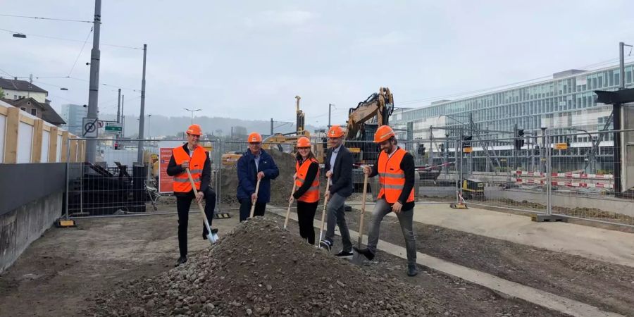bahnhof zürich oerlikon