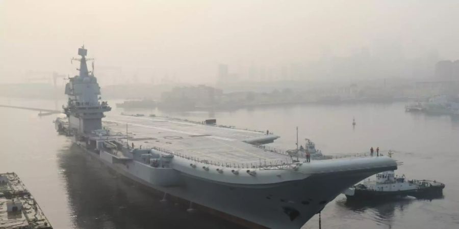 Chinas erster im Inland gebauter Flugzeugträger