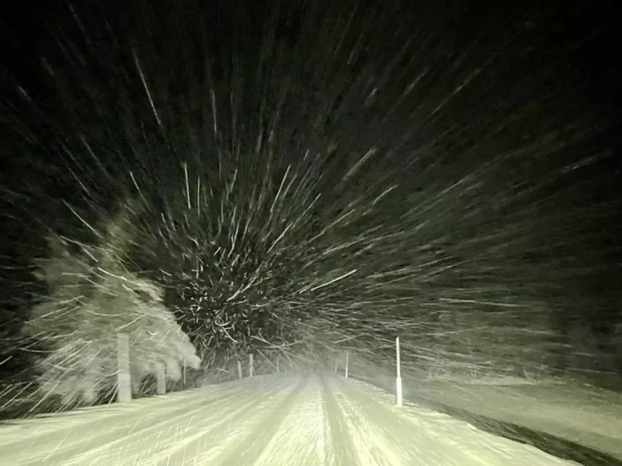 Schneefall am Julierpass.