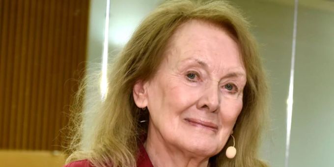 Die französische Schriftstellerin Annie Ernaux, aufgenommen vor einer Lesung auf der Lit. Cologne, dem internationalen Literaturfest. Ernaux erhält den 13. Würth-Preis für Europäische Literatur. Foto: Horst Galuschka/dpa Die französische Schriftstellerin Annie Ernaux, aufgenommen vor einer Lesung auf der Lit. Cologne, dem internationalen Literaturfest. Ernaux erhält den 13. Würth-Preis für Europäische Literatur. Foto: Horst Galuschka/dpa