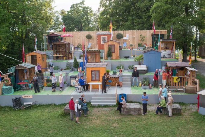 Das Theater Gurten lockt bei jeder Aufführung tausende Zuschauer auf den Berner Hausberg. Aufführung Theater Gurten