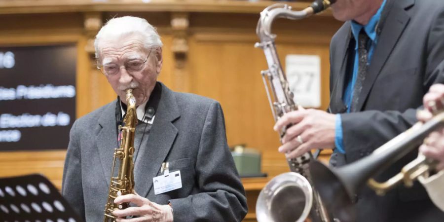 René Langel hatte neben seinem Beruf als Journalist eine Leidenschaft für den Jazz. Er war einer der Mitbegründer des Montreux Jazz Festival. Am Mittwoch ist er kurz vor seinem 97. Geburtstag gestorben. (Archivbild)