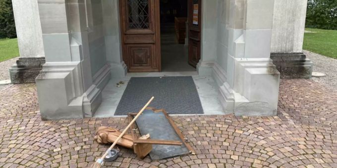 Der genaue Sachschaden kann noch nicht beziffert werden. Unfall