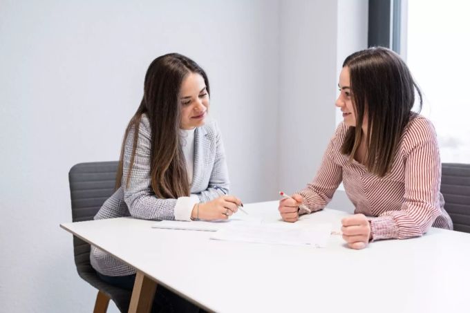 Jessica Figo (links) und Anja Rumberger. Litrag & Partner AG Wohlen