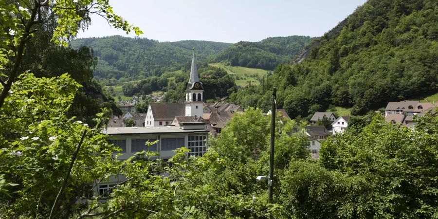 Die Gemeinde Waldenburg am oberen Ende des vorderen Frenkentals.