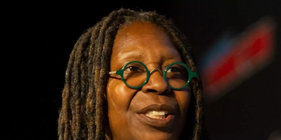 Whoopi Goldberg hat sich mit dem Coronavirus angesteckt.