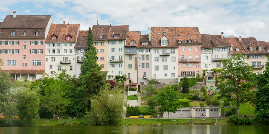 Der Stadtweiher mit Blick auf die Altstadt Wil (SG).