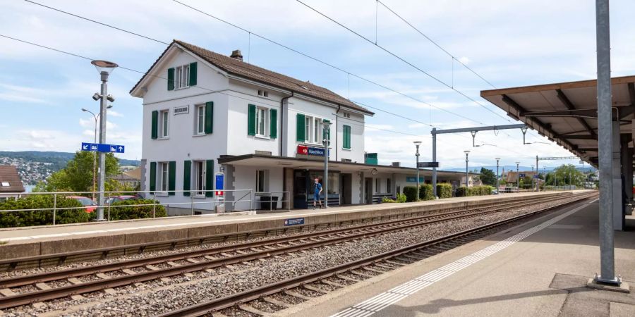 Der Bahnhof in Rüschlikon.