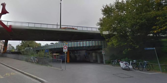 Die Unterführung am Lohweg liegt direkt am Ende der Ausgangs-Szene in der Steinenvorstadt.