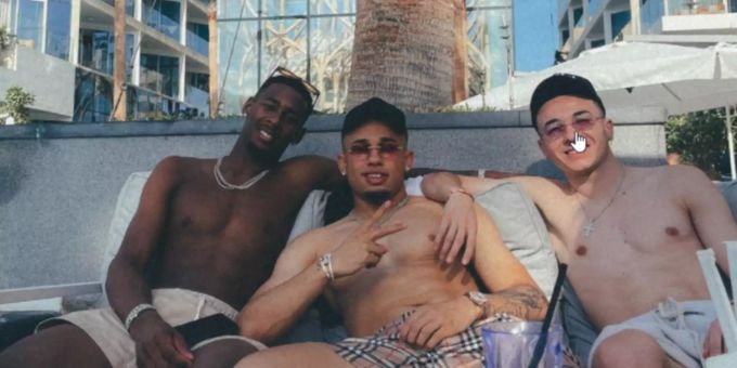 Pure Dekadenz - Noah Okafor gönnt sich Goldsteak – Fans regen sich auf